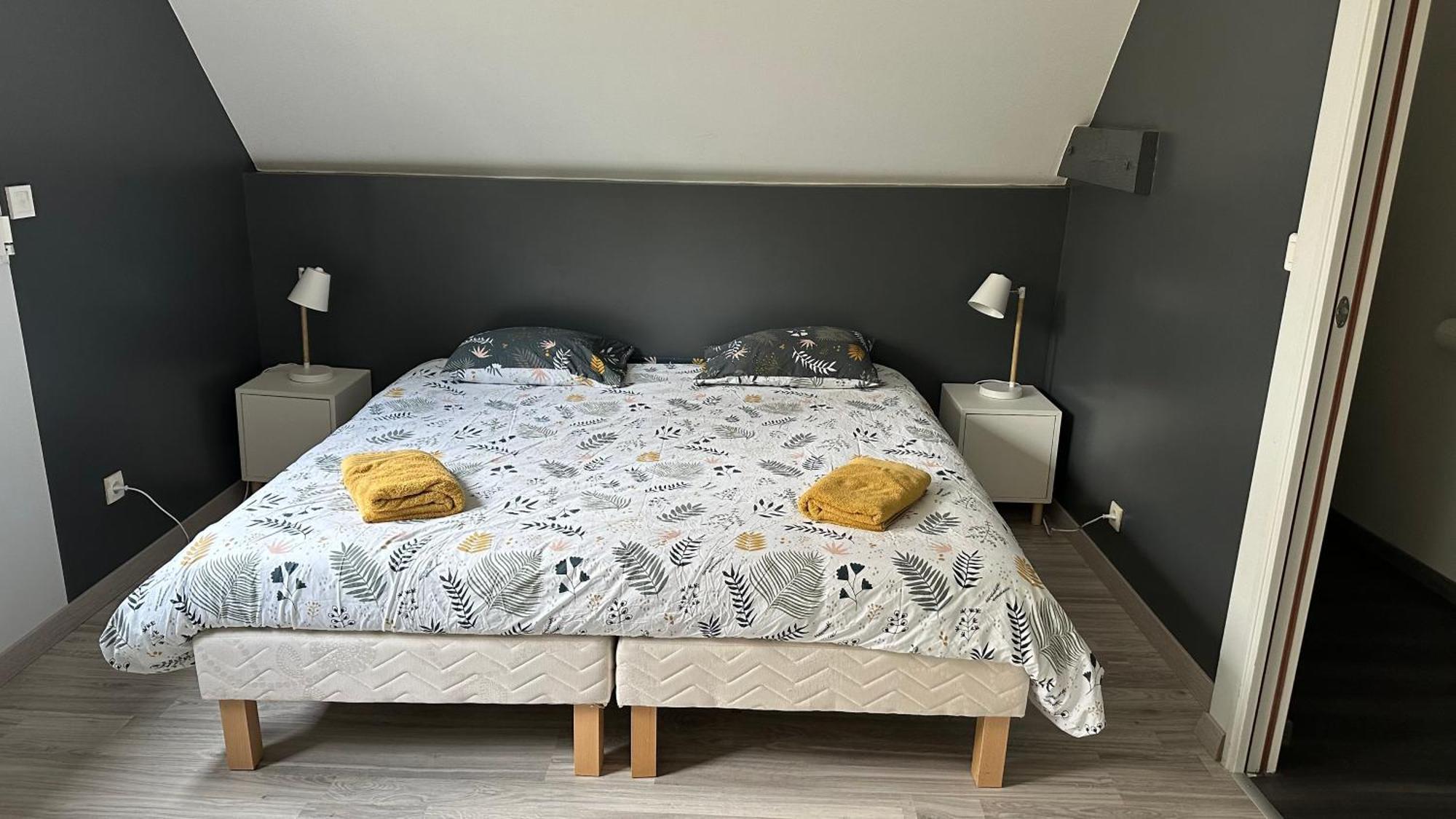 Sunset Family Guesthouse Mont Saint Michel 쏘 외부 사진